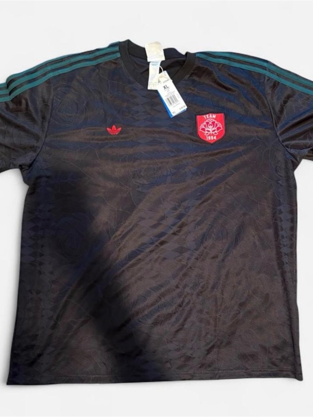 Vintage Adidas Team 1994 Black Rose Pattern Soccer Jersey